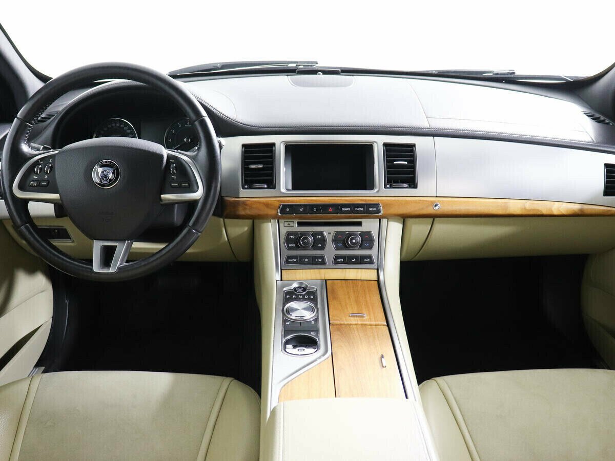 Jaguar XF, 2.0 л, АТ, 2013 фото 12