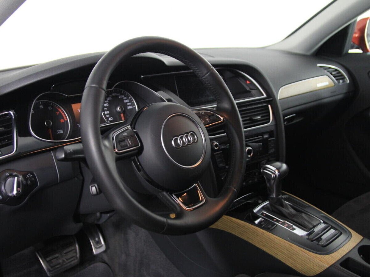 Audi A4 2.0 РКПП, 2011, 145 000 км фото 7
