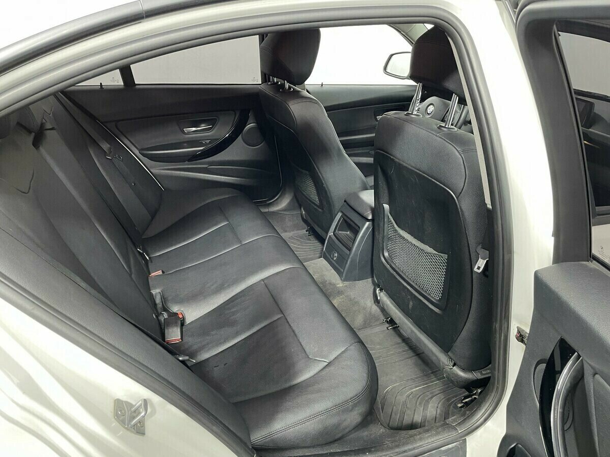 BMW 3 серии, 2.0 л, МТ, 2013 фото 1