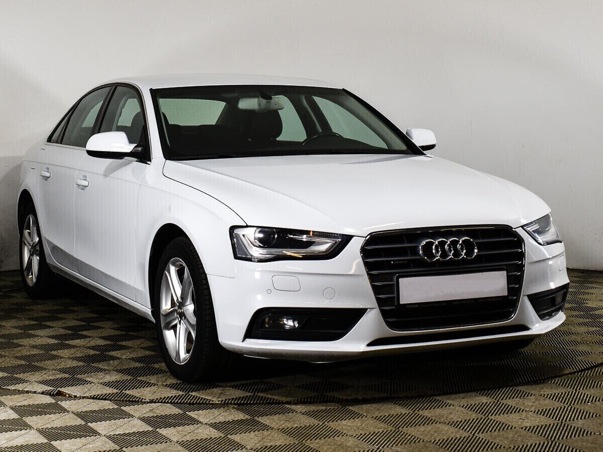 Audi A4 2.0 РКПП, 2011, 153 000 км фото 3