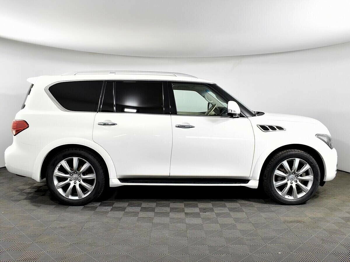 Infiniti QX56, 5.6 л, АТ, 2011 фото 10