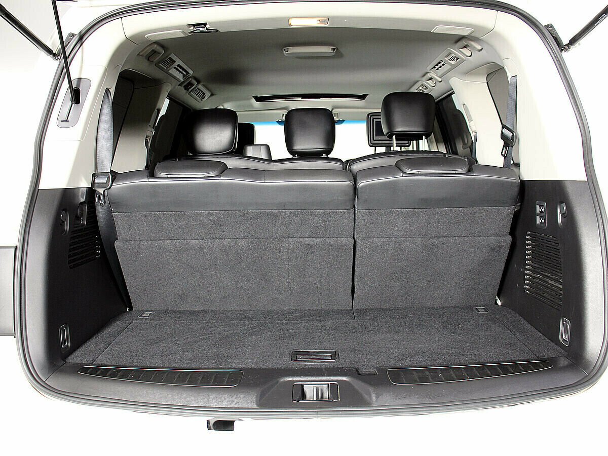 Infiniti QX56, 5.6 л, АТ, 2011 фото 2