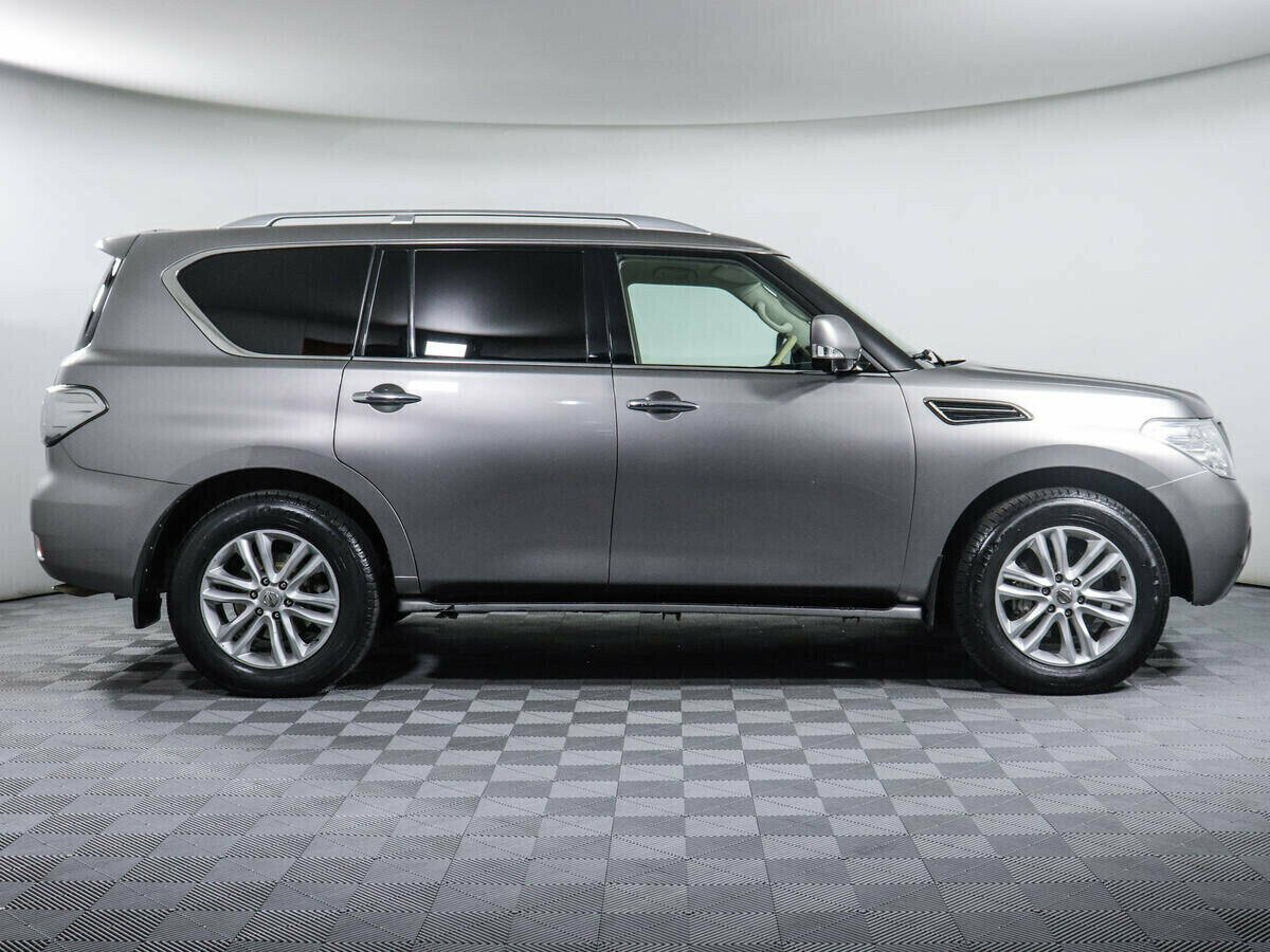 Nissan Patrol, 5.6 л, АТ, 2010 фото 10
