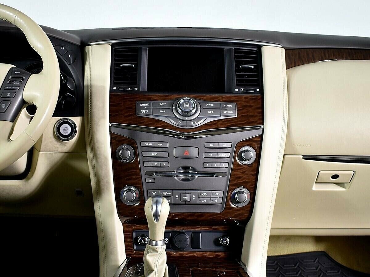 Nissan Patrol, 5.6 л, АТ, 2011 фото 13