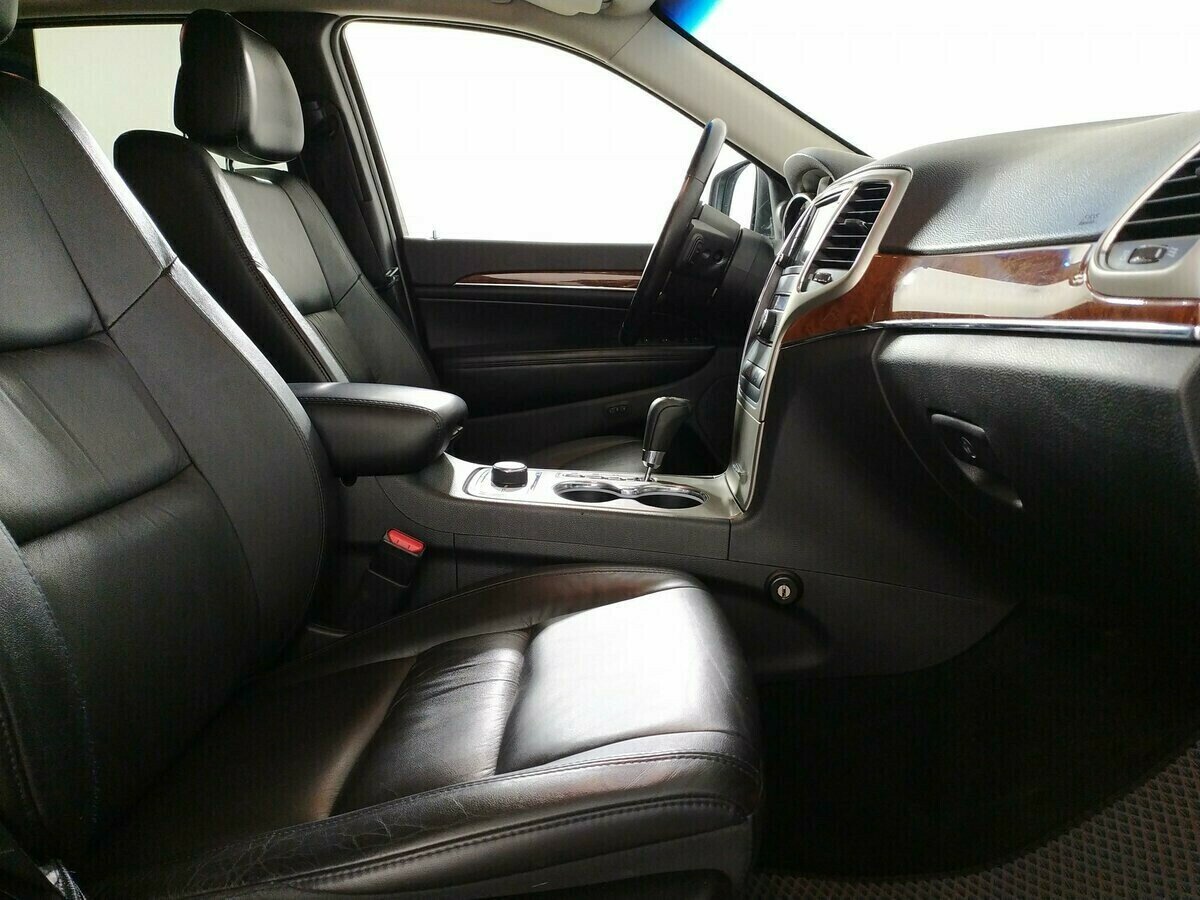 Jeep Grand Cherokee, 3.6 л, АТ, 2011 фото 1