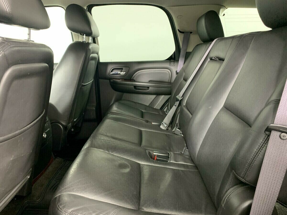 Cadillac Escalade, 6.2 л, АТ, 2011 фото 2