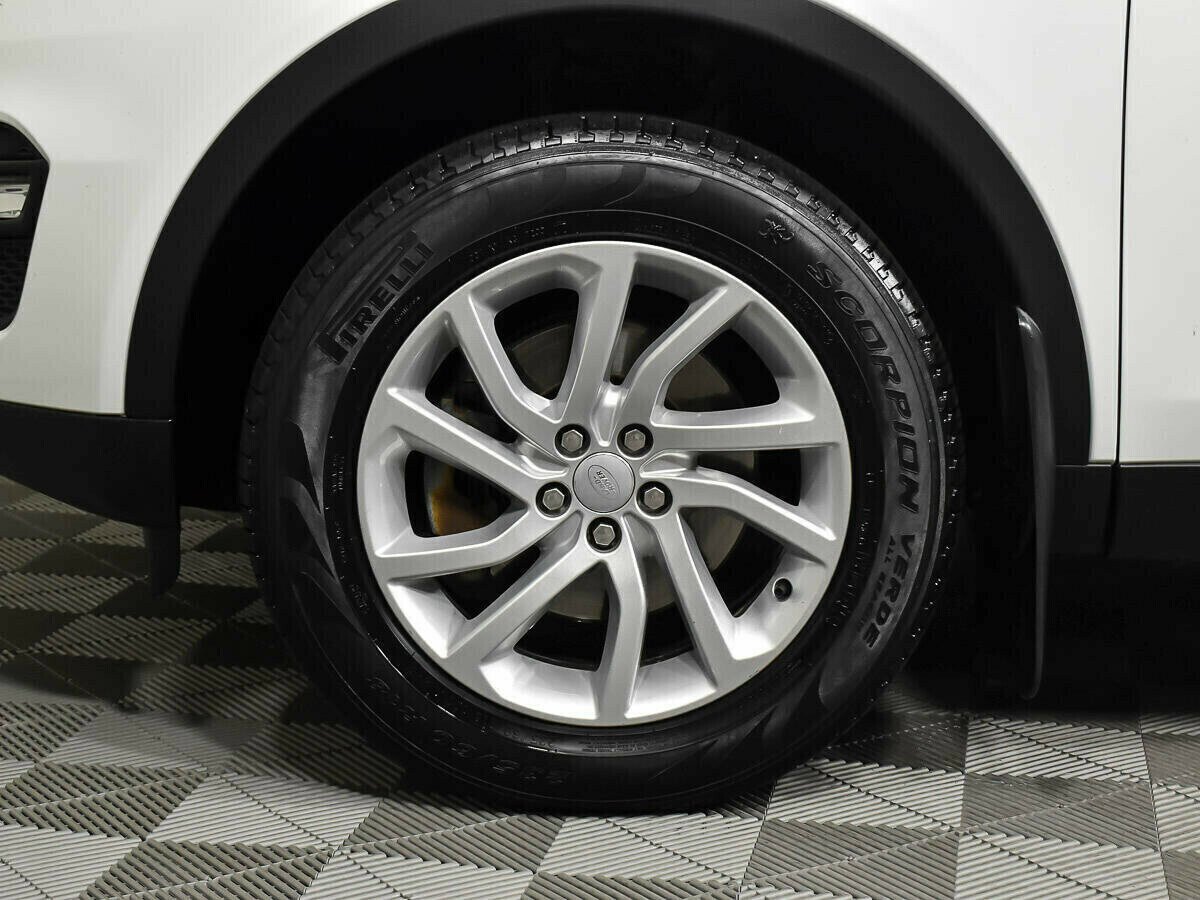Land Rover Discovery Sport, 2.2 л, АТ, 2016 фото 1