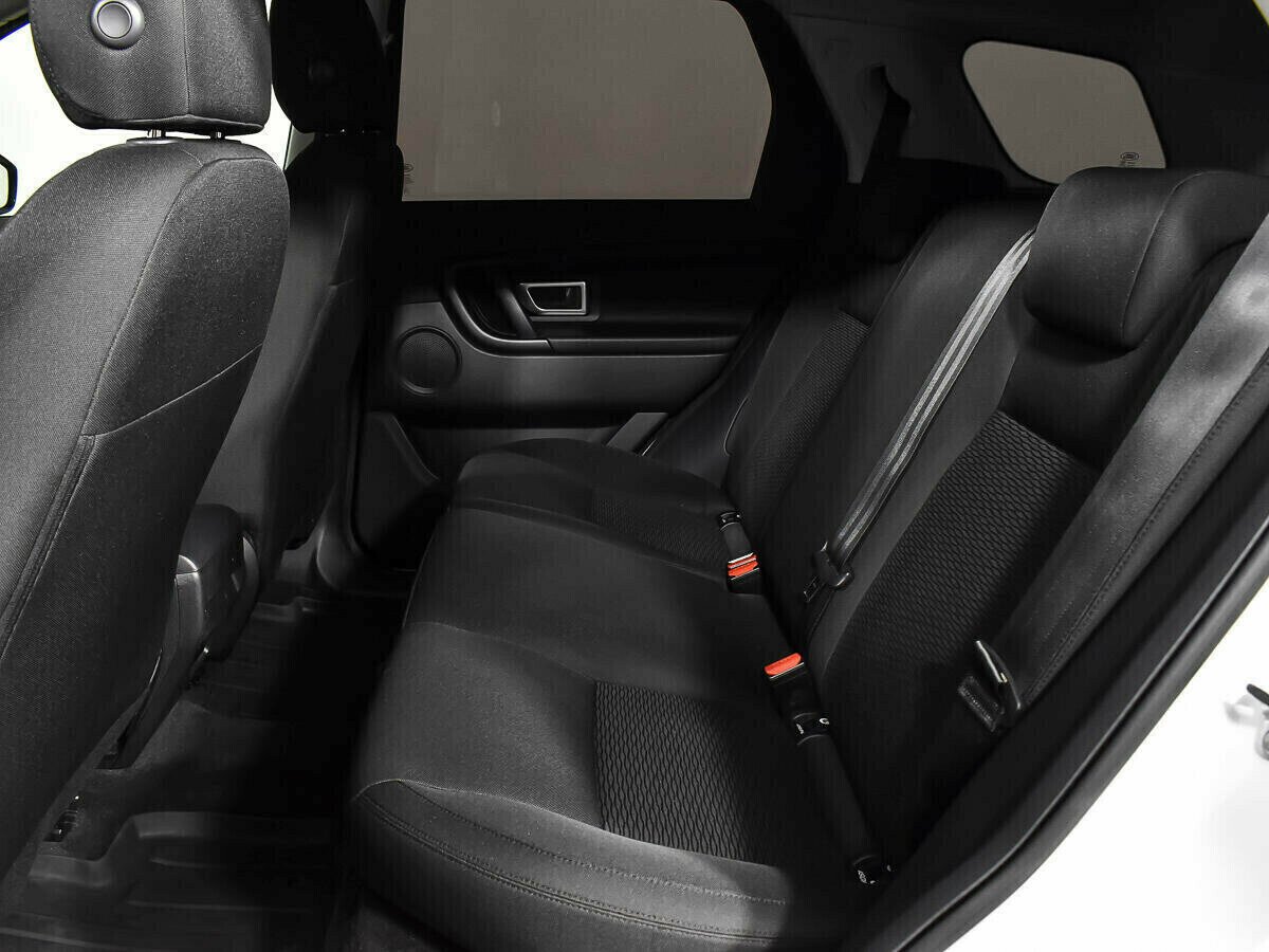 Land Rover Discovery Sport, 2.0 л, АТ, 2016 фото 2