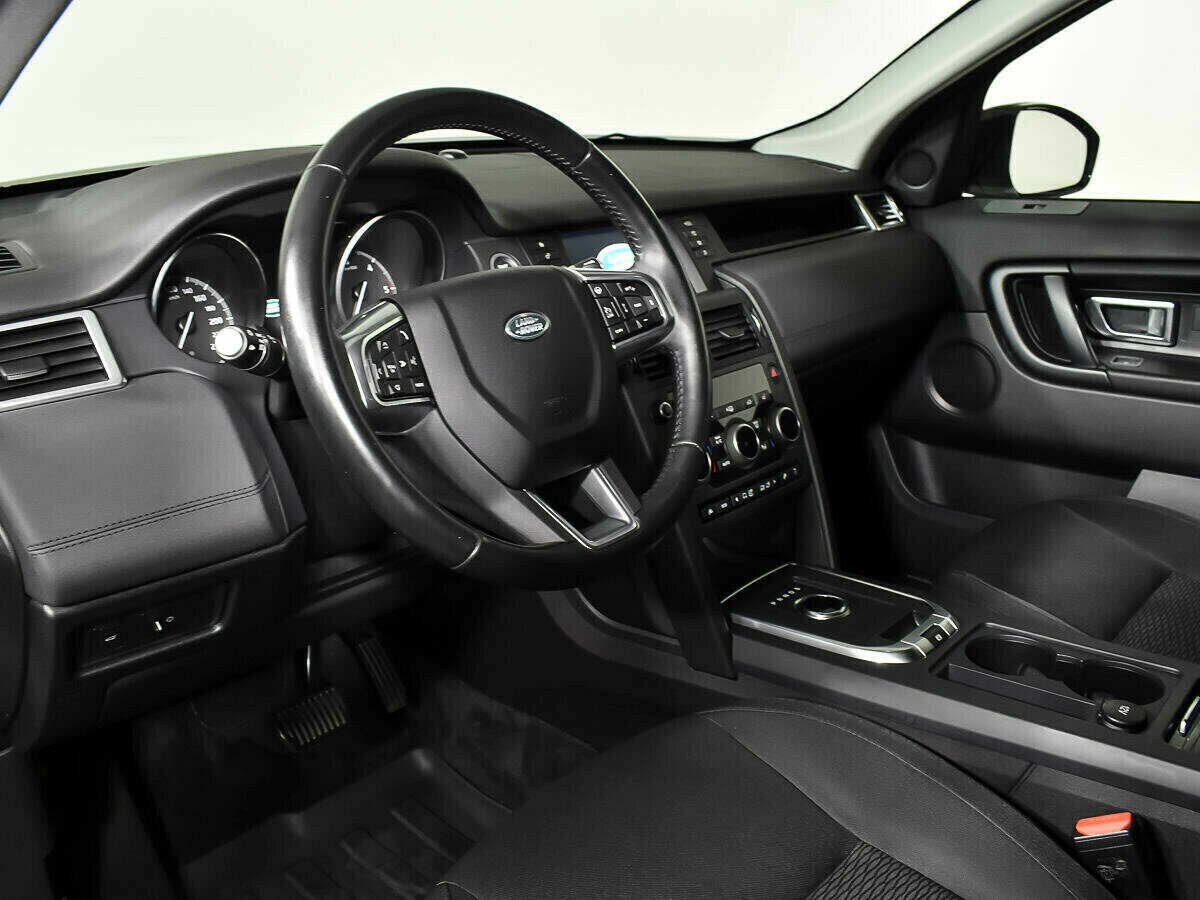 Land Rover Discovery Sport, 2.0 л, АТ, 2016 фото 10