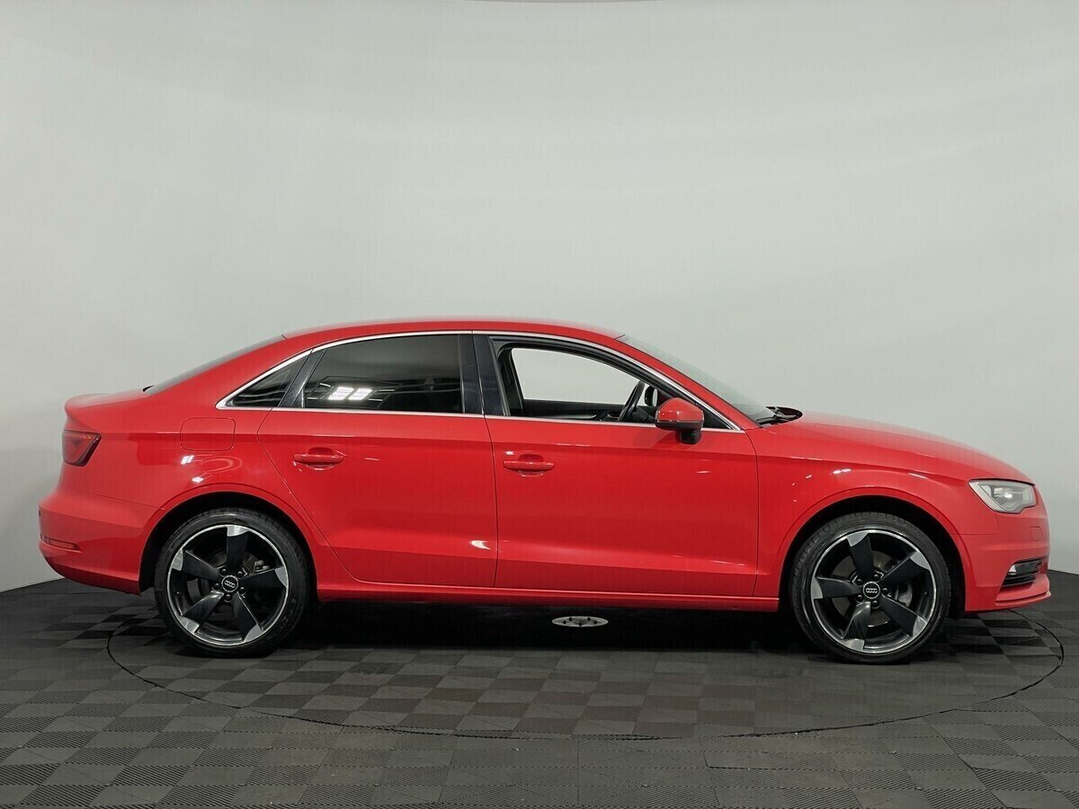 Audi A3, 1.8 л, Робот, 2014 фото 10