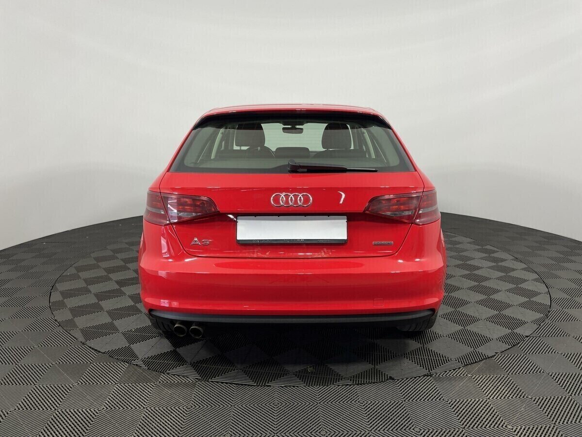 Audi A3, 1.8 л, Робот, 2015 фото 7