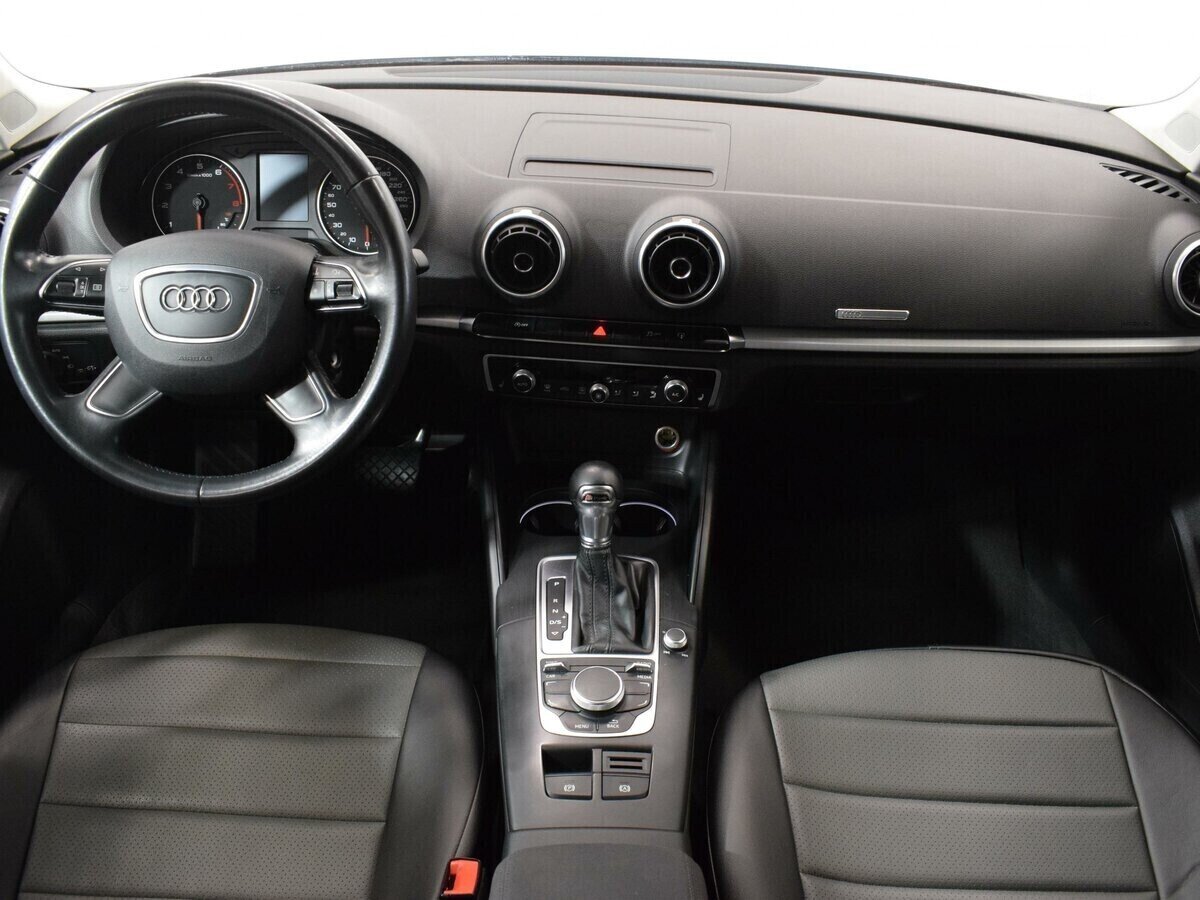 Audi A3, 1.0 л, Робот, 2016 фото 11