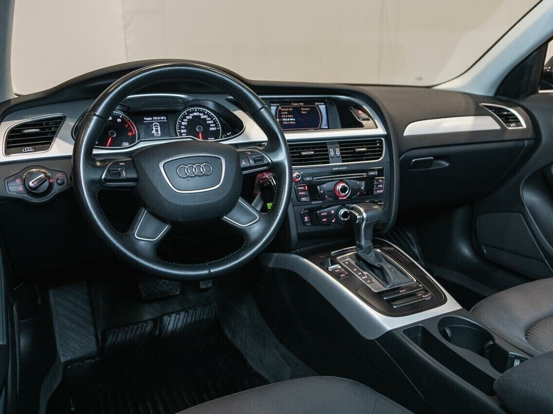 Audi A4, 1.8 л, Вариатор, 2015 фото 12