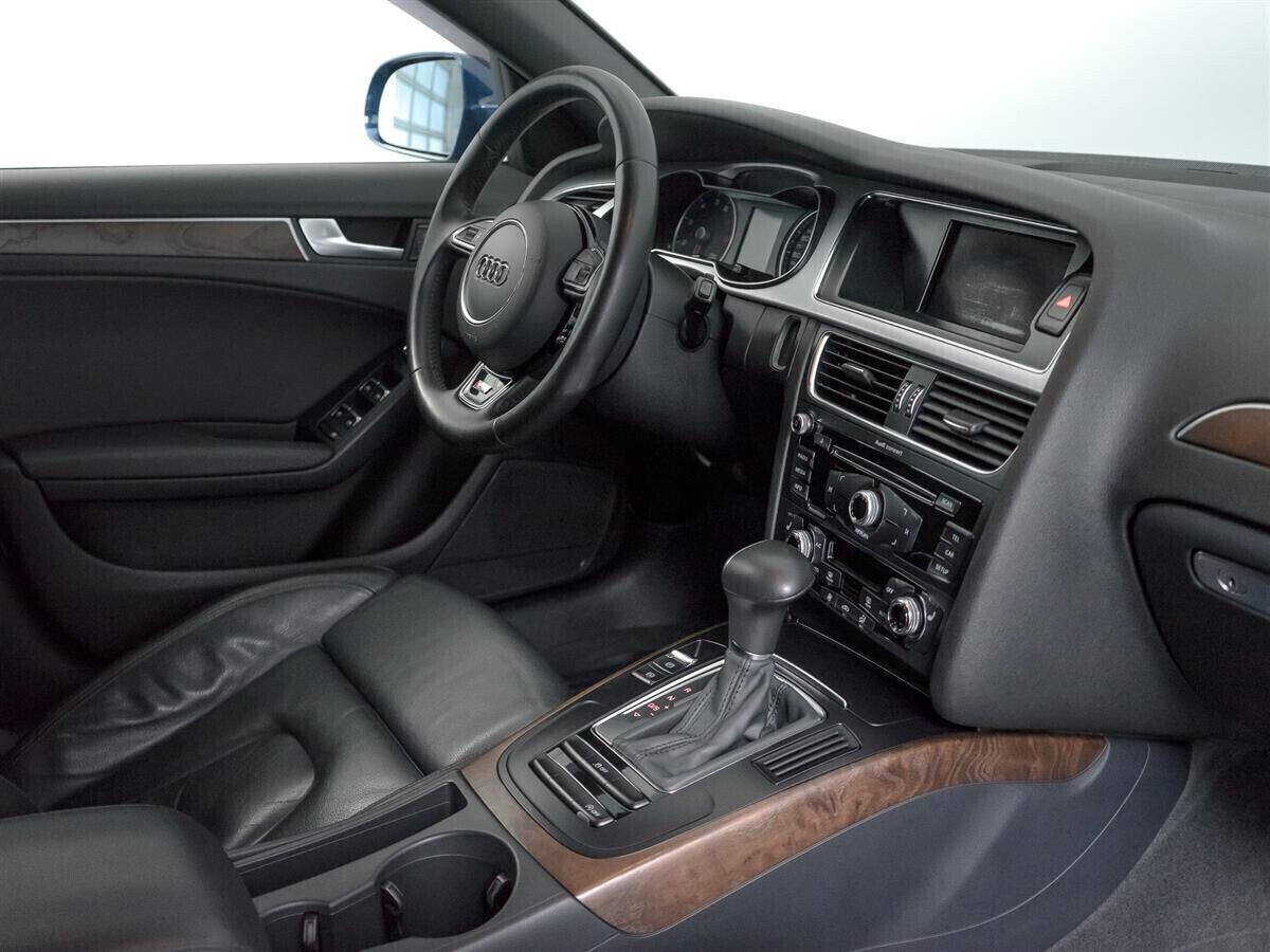 Audi A4, 1.8 л, Вариатор, 2015 фото 2