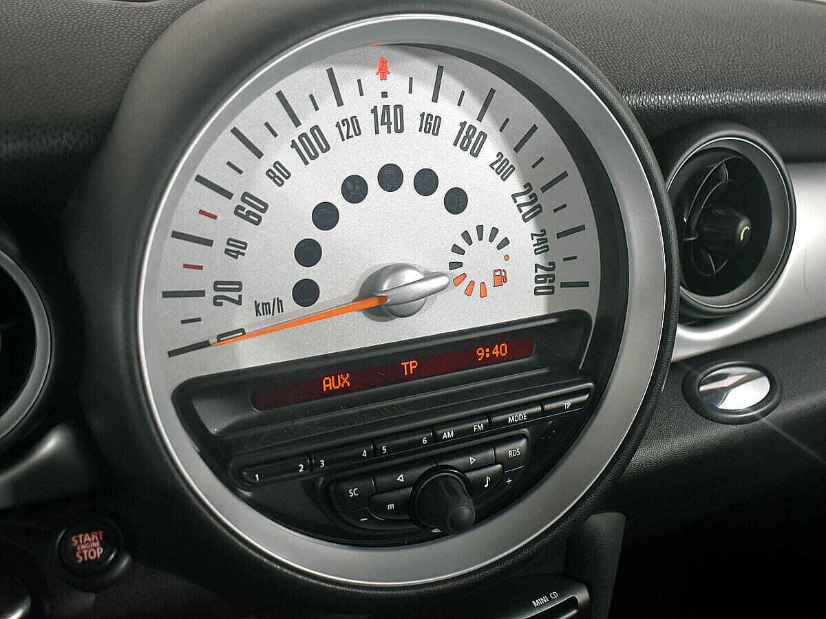 MINI Hatch 1.5 АКПП, 2013, 122 000 км фото 9