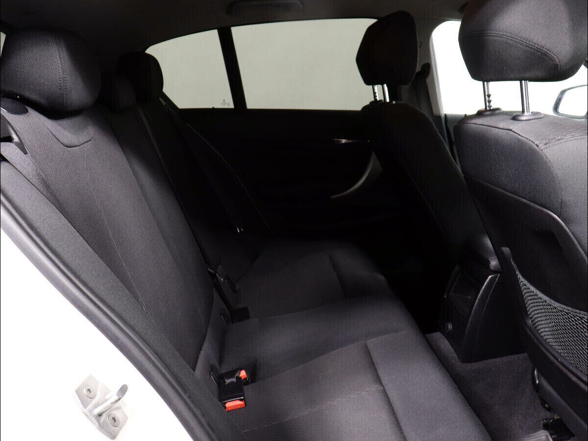 BMW 1 серии, 1.6 л, АТ, 2015 фото 1