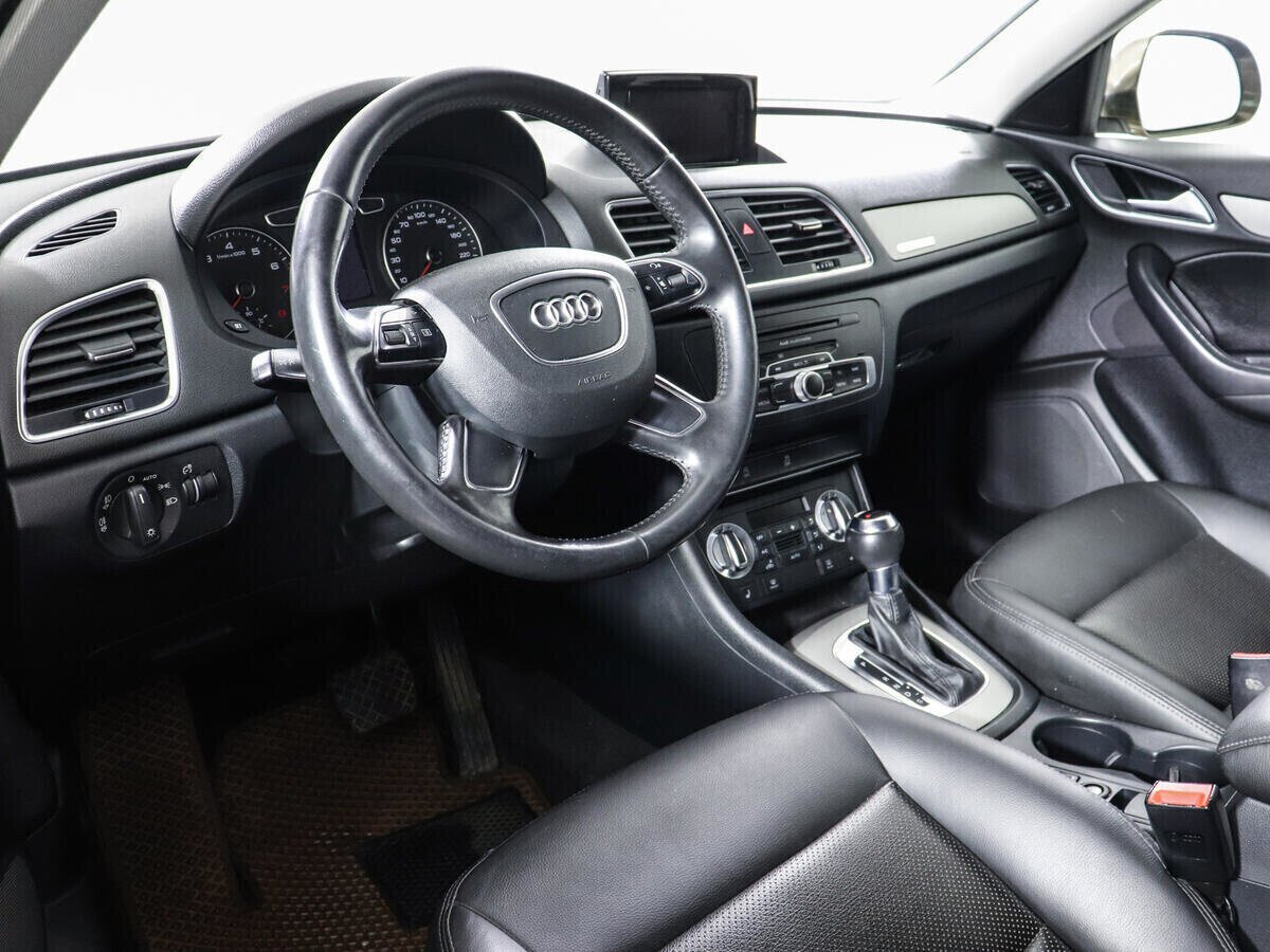 Audi Q3, 2.0 л, Робот, 2013 фото 11