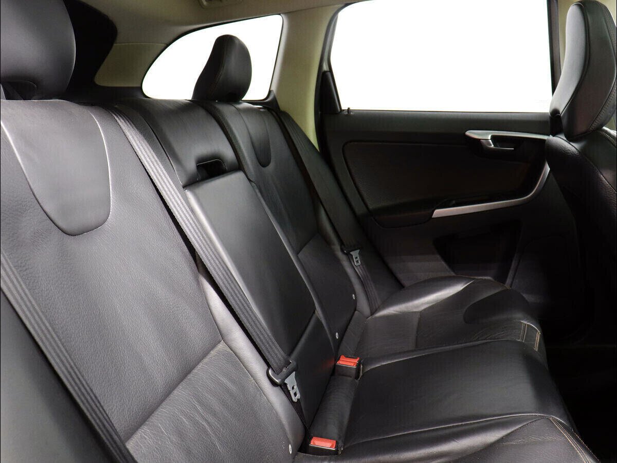 Volvo XC60, 2.4 л, АТ, 2009 фото 2