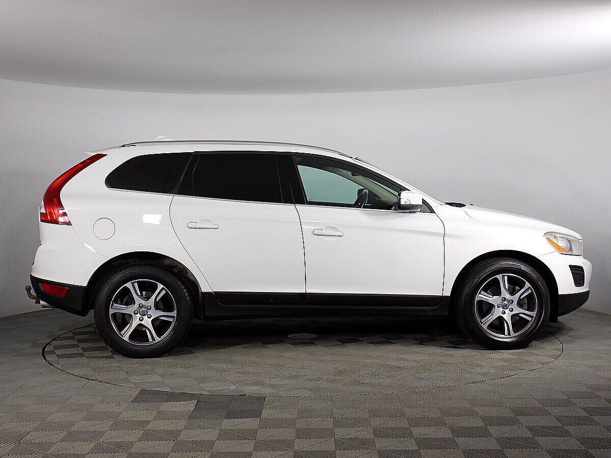 Volvo XC60 Momentum, 2.4 л, АТ, 2013 фото 8