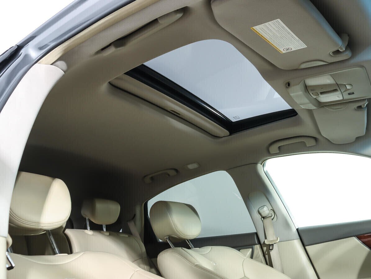 Infiniti FX, 3.7 л, АТ, 2012 фото 1