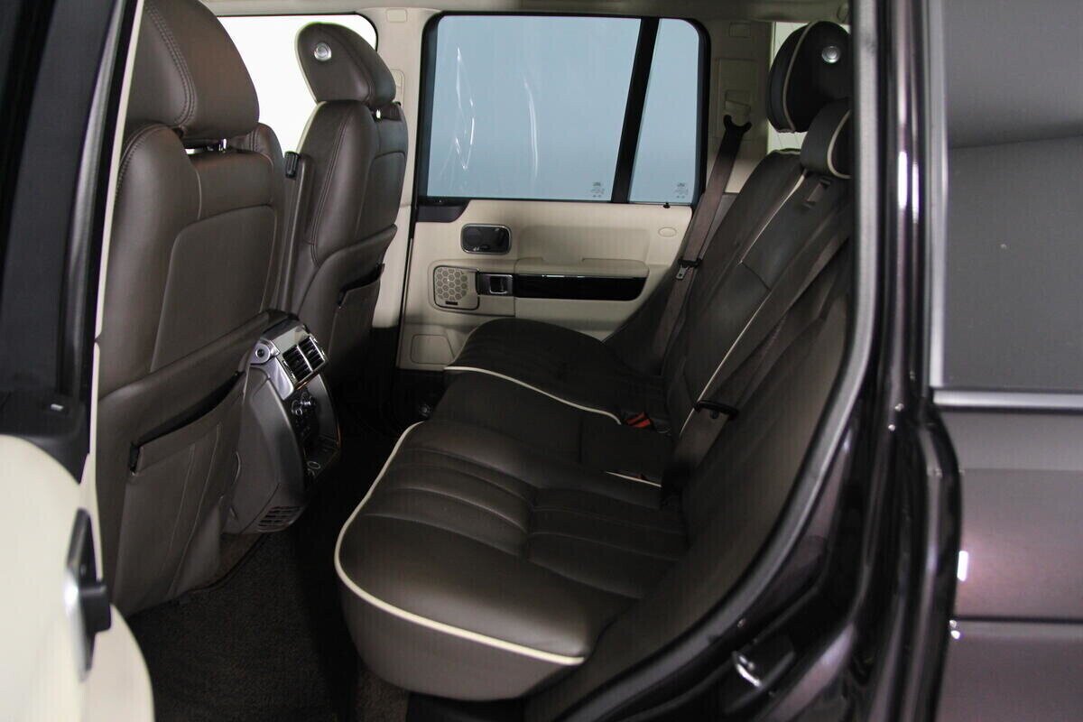 Land Rover Range Rover, 5.0 л, АТ, 2011 фото 1