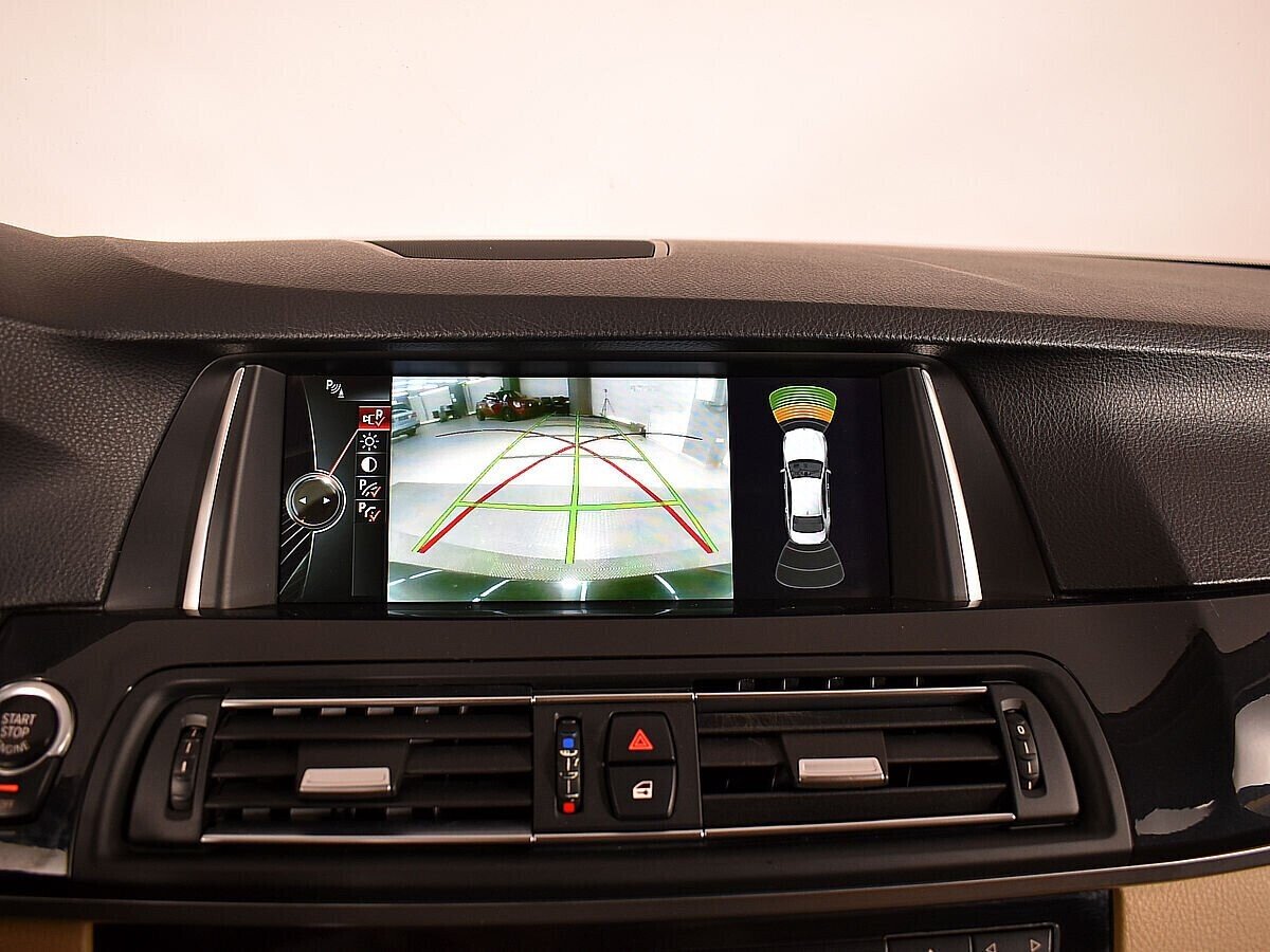 BMW 5 серии, 3.0 л, АТ, 2013 фото 13