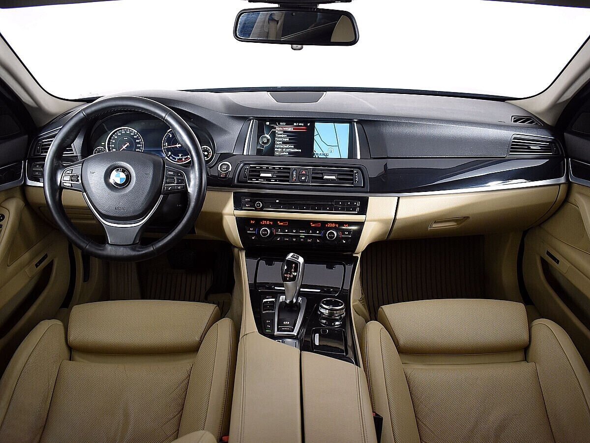 BMW 5 серии, 3.0 л, АТ, 2013 фото 11