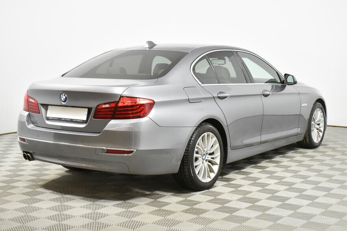 BMW 5 серии, 3.0 л, АТ, 2015 фото 6