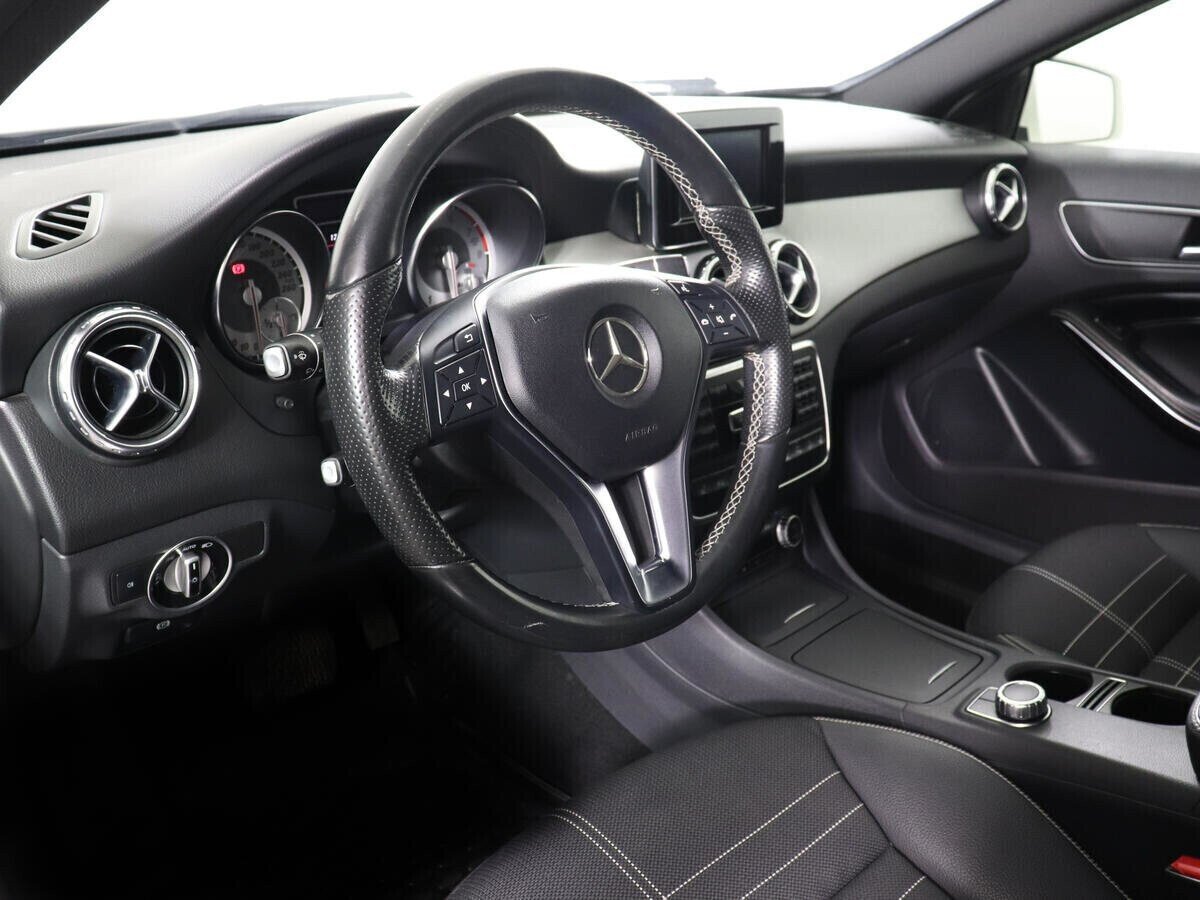 Mercedes-Benz GLA, 2.0 л, Робот, 2016 фото 12