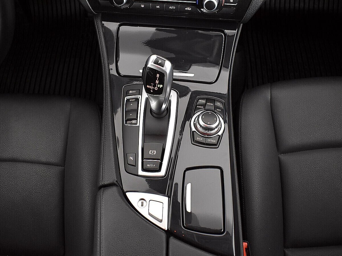 BMW 5 серии, 2.0 л, АТ, 2013 фото 11