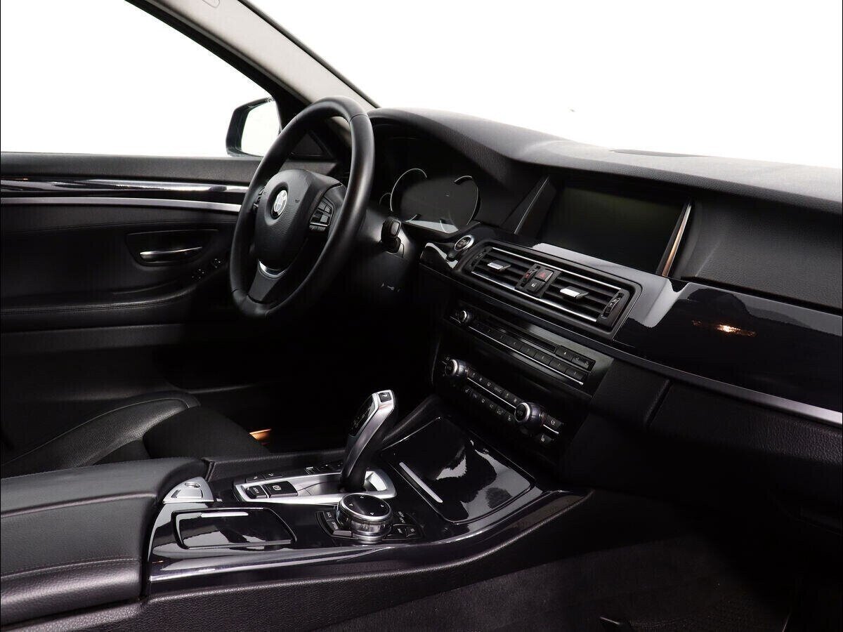 BMW 5 серии, 2.0 л, АТ, 2013 фото 9