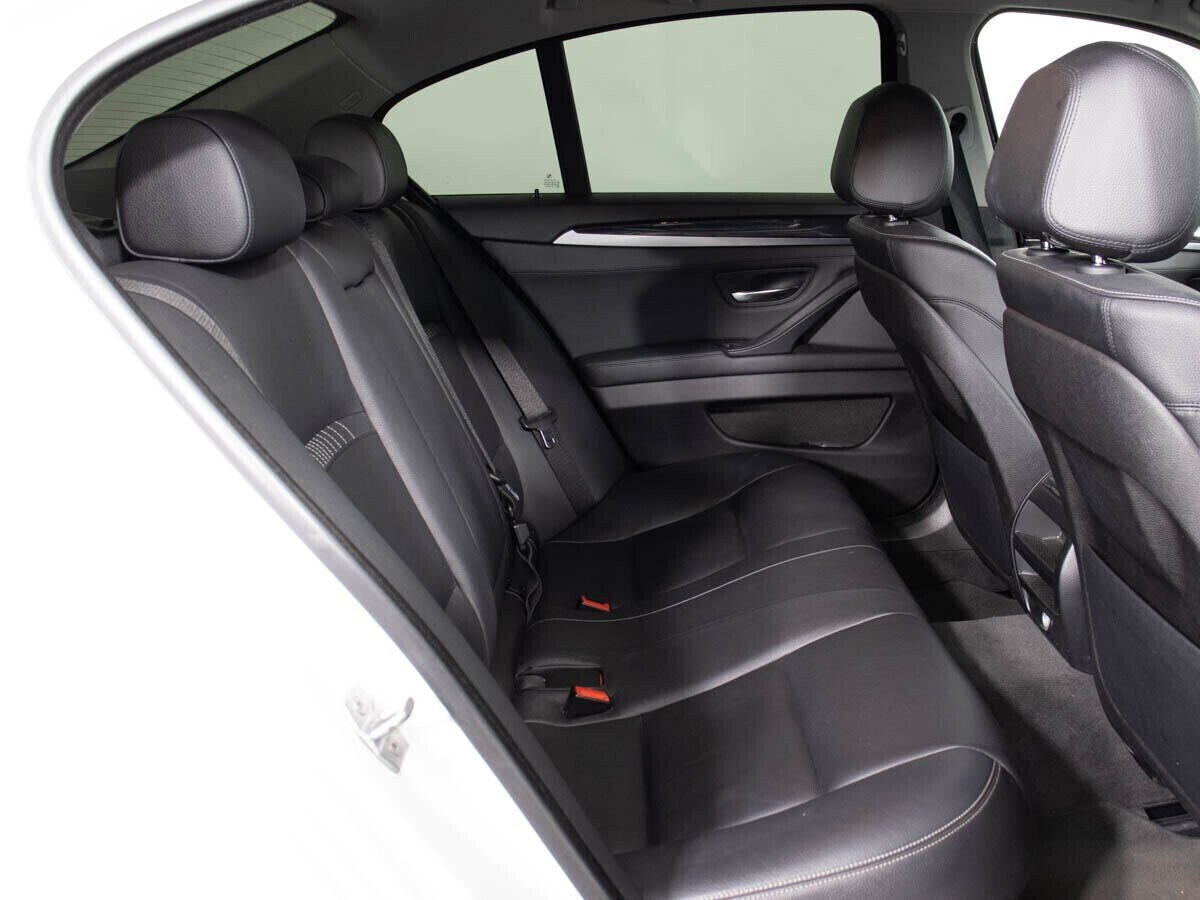 BMW 5 серии, 2.0 л, АТ, 2015 фото 15