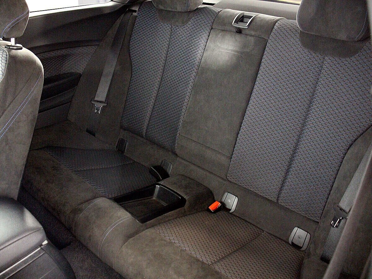 BMW 2 серии, 2.0 л, АТ, 2014 фото 1