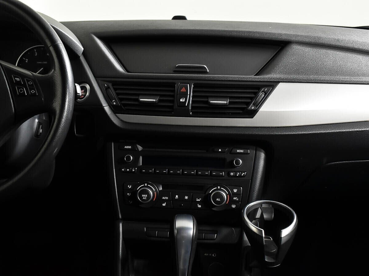 BMW X1, 2.0 л, АТ, 2014 фото 12