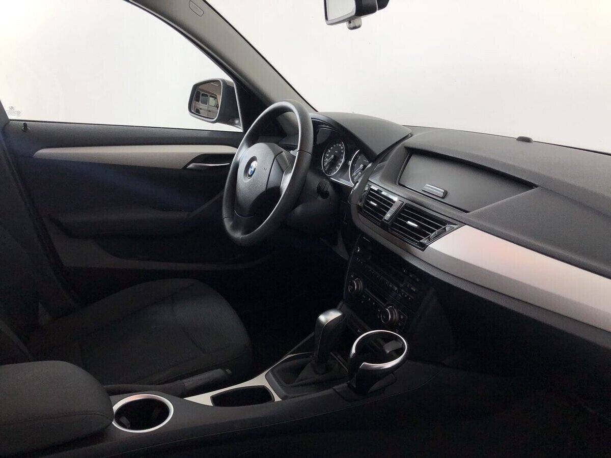 BMW X1, 2.0 л, АТ, 2014 фото 2