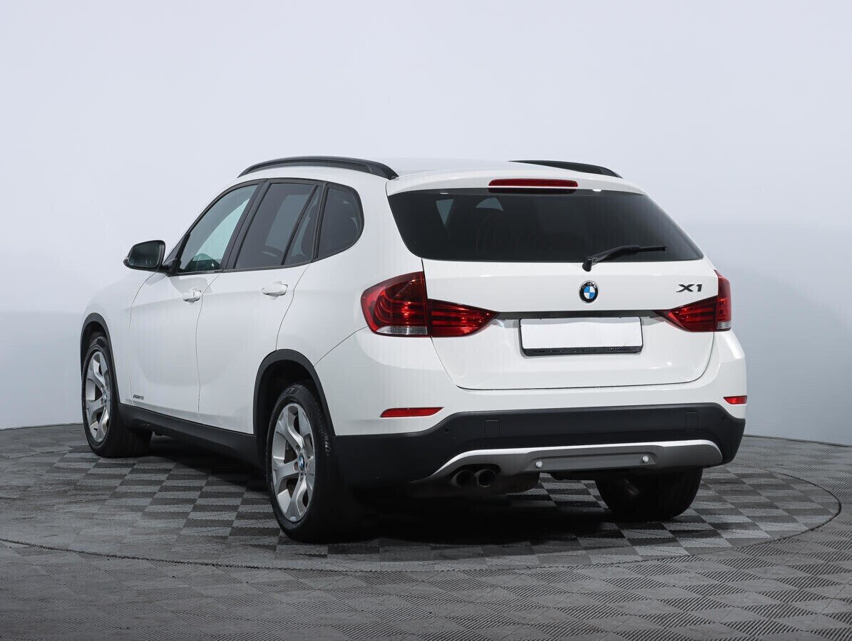 BMW X1, 2.0 л, АТ, 2014 фото 8