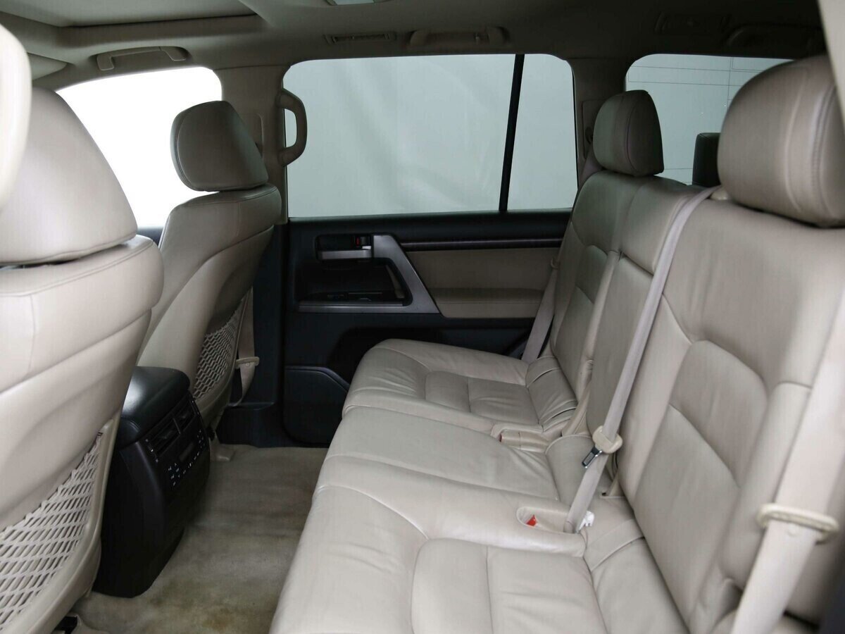 Toyota Land Cruiser, 4.5 л, АТ, 2010 фото 1