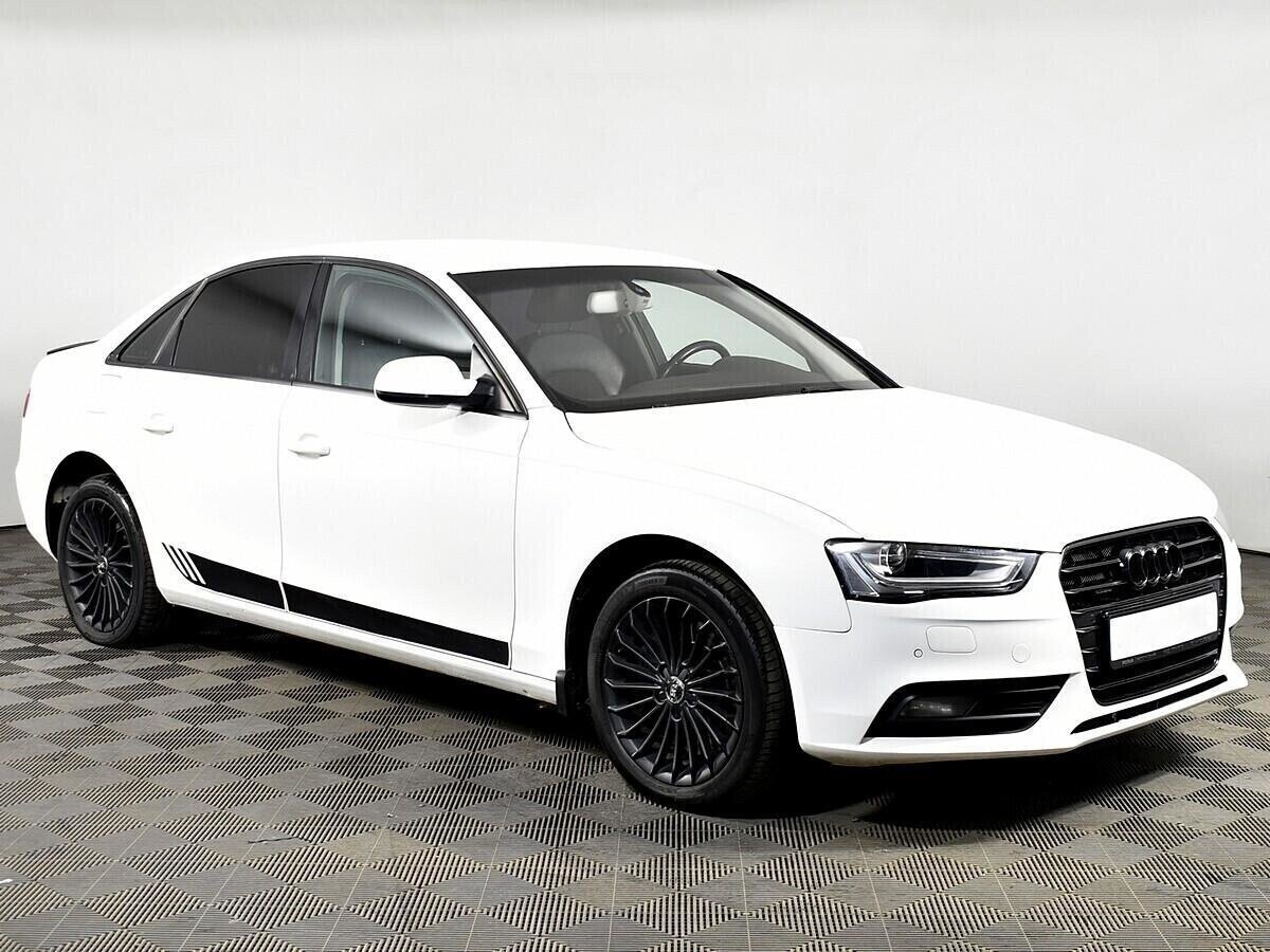 Audi A4, 2.0 л, Робот, 2012 фото 5
