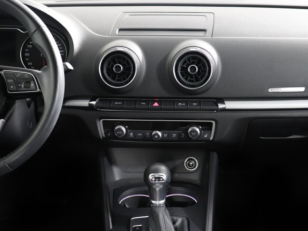 Audi A3, 1.5 л, Робот, 2019 фото 12