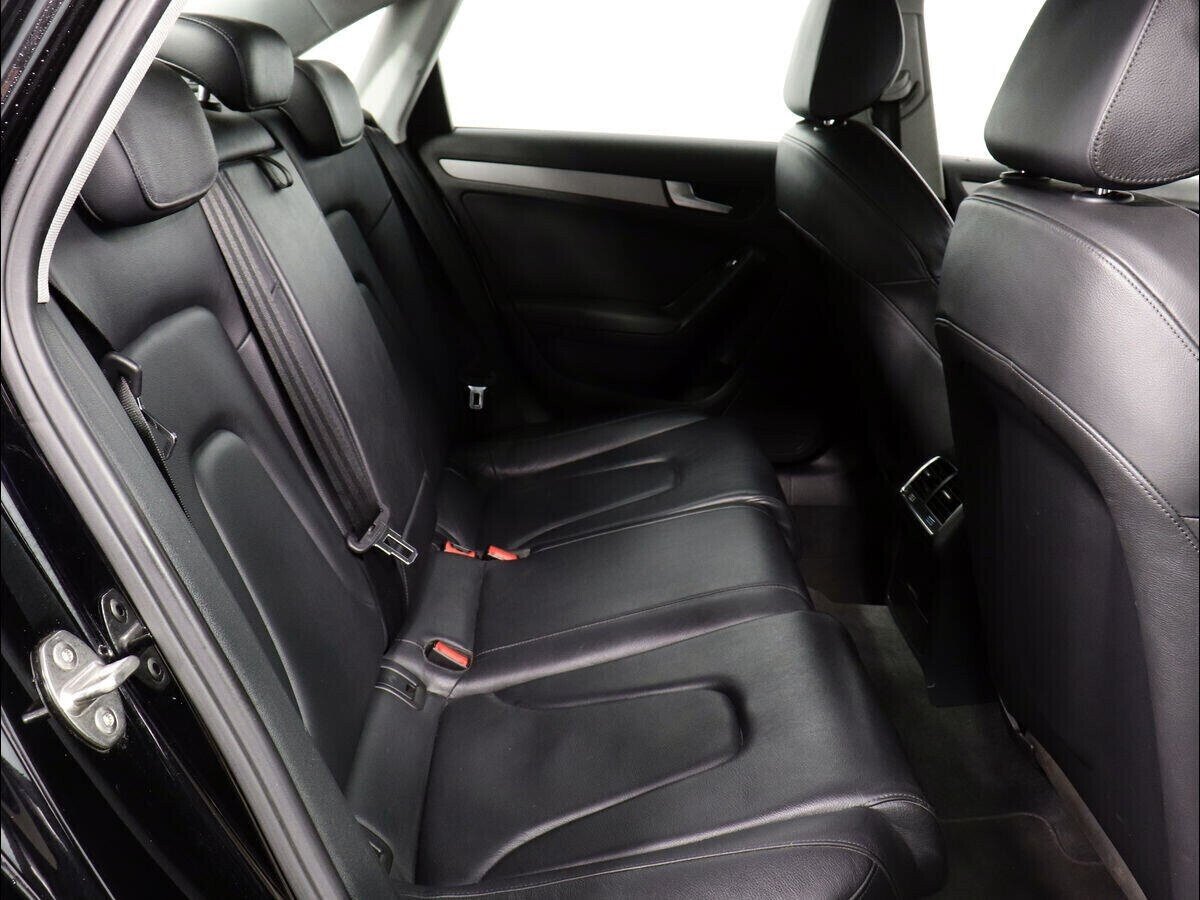 Audi A4, 1.8 л, Вариатор, 2011 фото 1