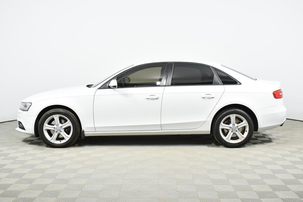 Audi A4, 1.8 л, Вариатор, 2013 фото 9