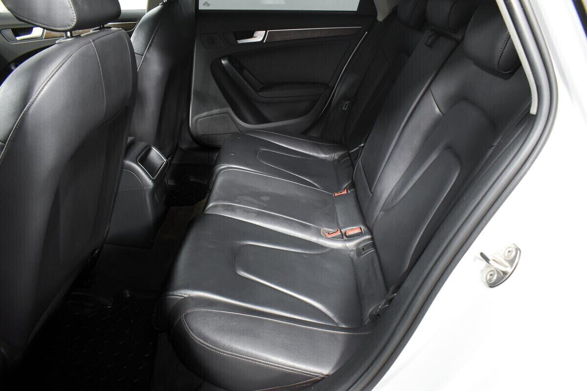 Audi A4, 1.8 л, Вариатор, 2014 фото 1