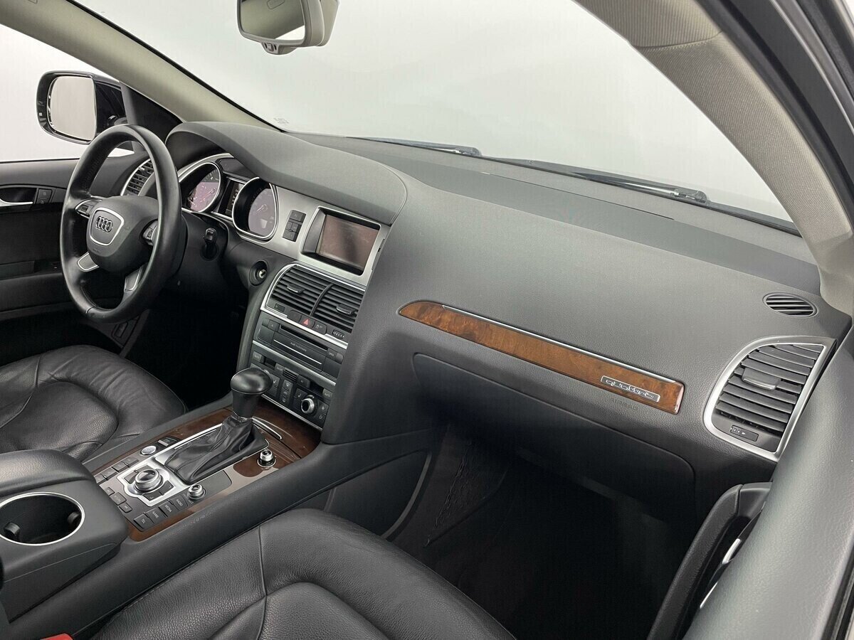 Audi Q7, 3.0 л, АТ, 2011 фото 2