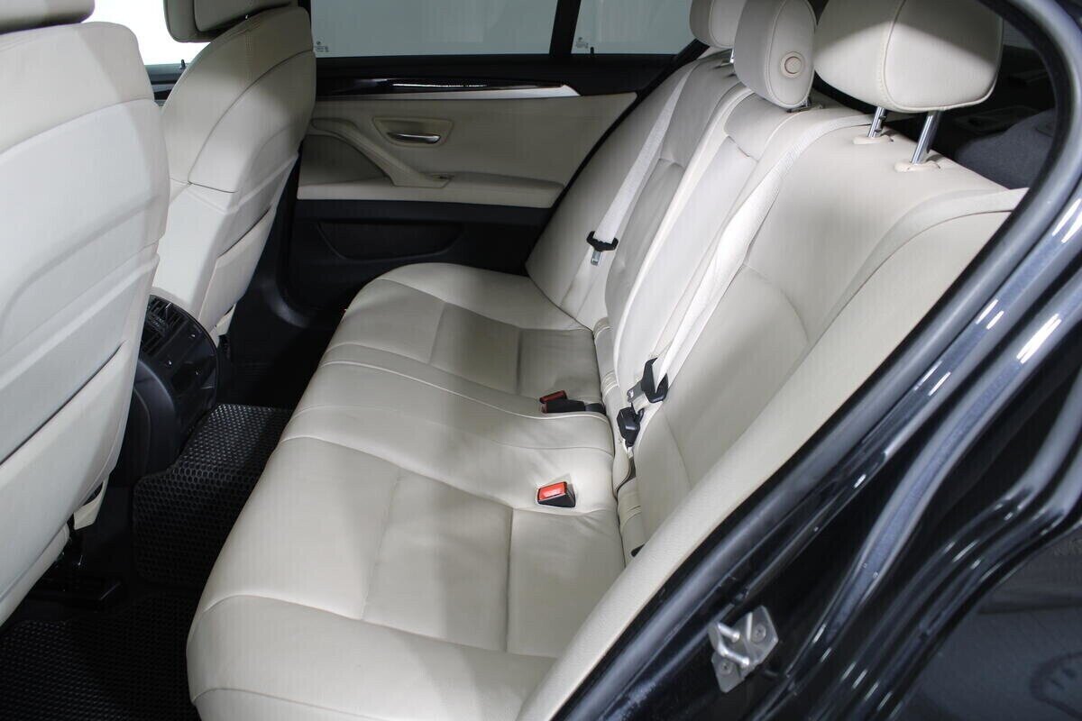 BMW 5 серии, 3.0 л, АТ, 2011 фото 1