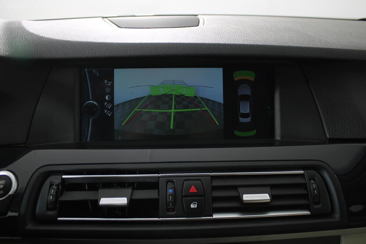 BMW 5 серии, 3.0 л, АТ, 2011 фото 11