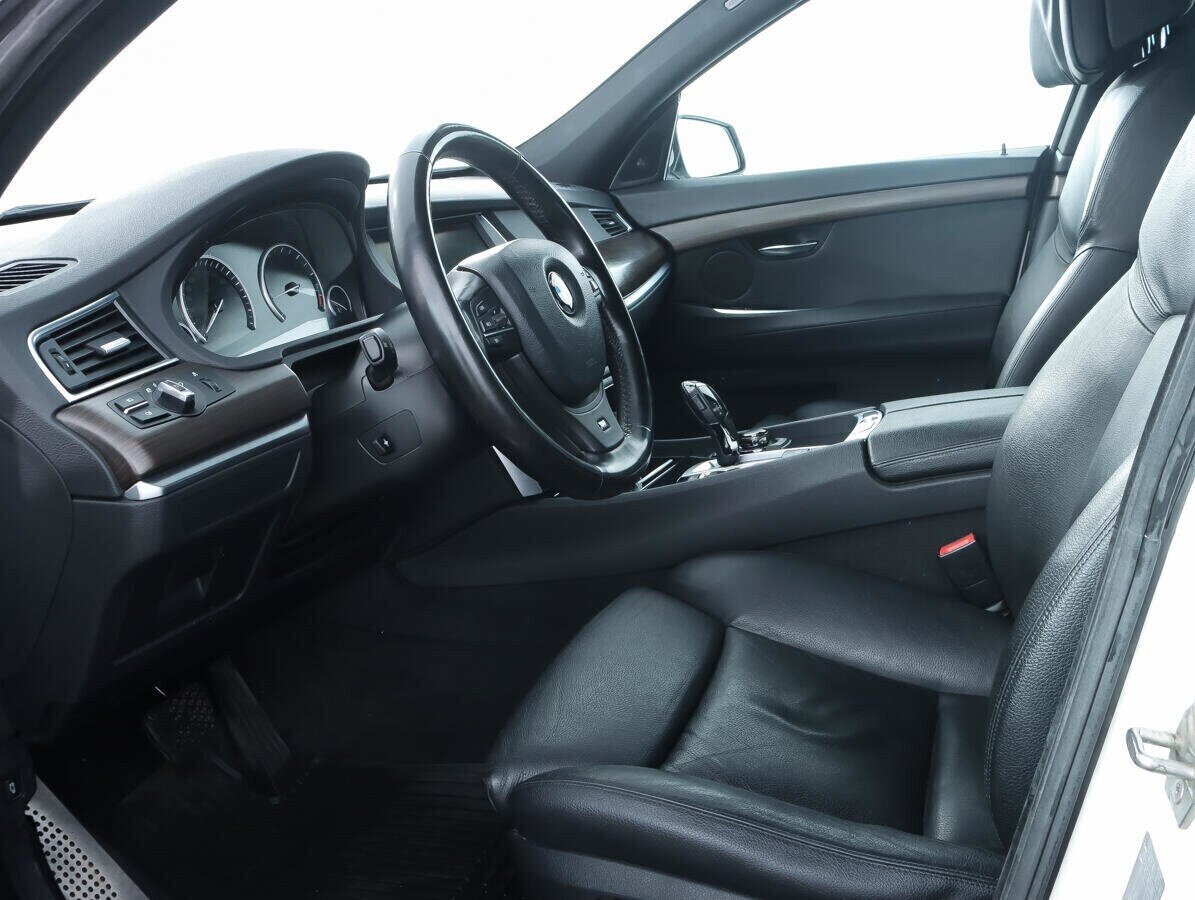 BMW 5 серии, 3.0 л, АТ, 2012 фото 9