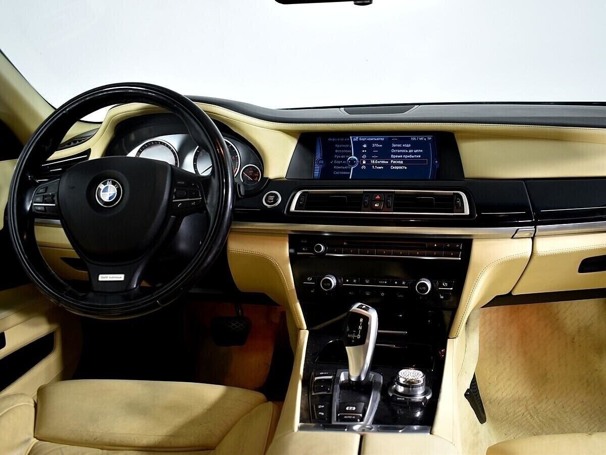 BMW 7 серии, 3.0 л, АТ, 2012 фото 12