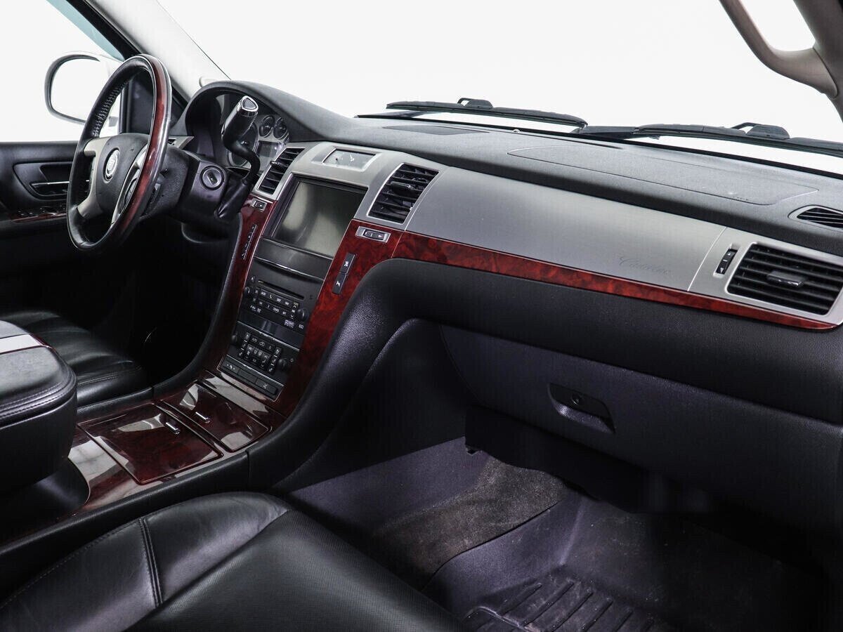 Cadillac Escalade, 6.2 л, АТ, 2010 фото 14