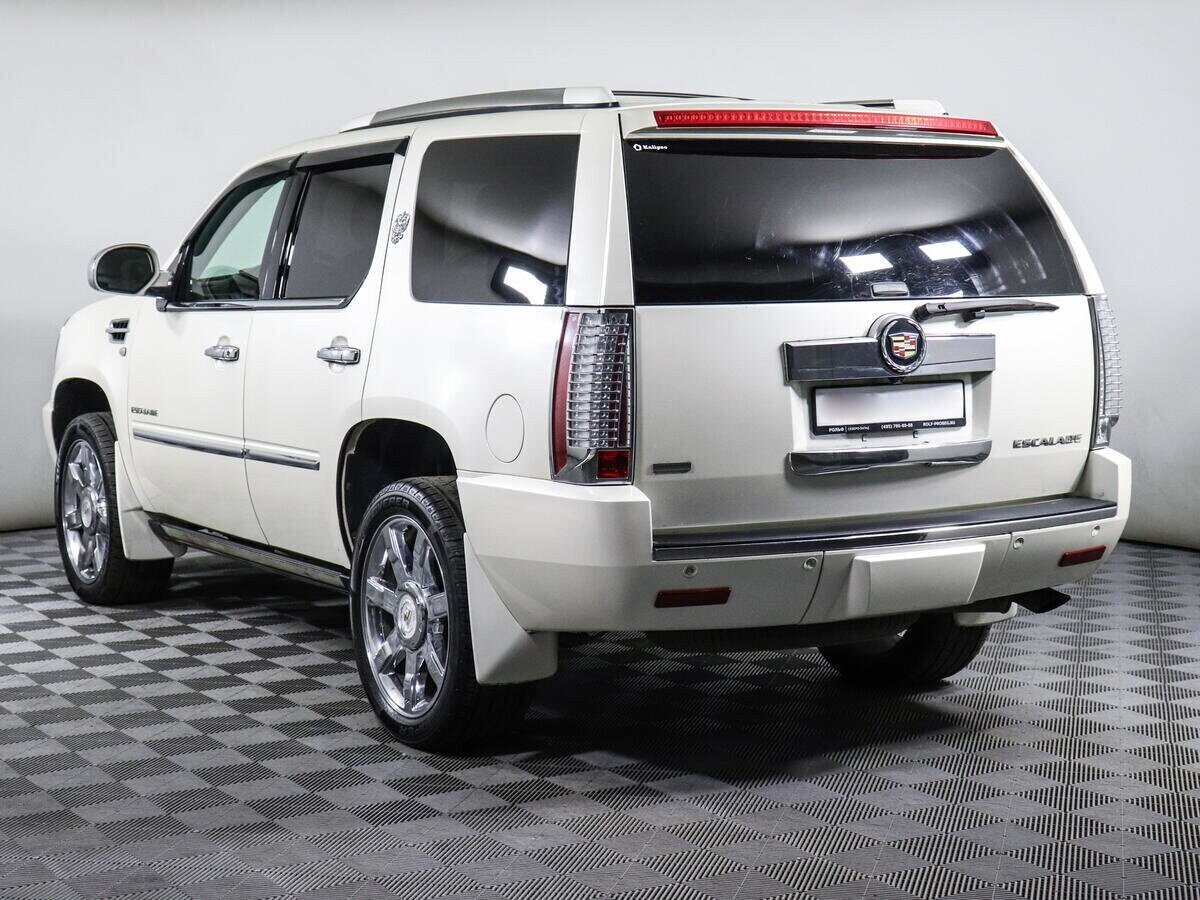 Cadillac Escalade, 6.2 л, АТ, 2010 фото 8