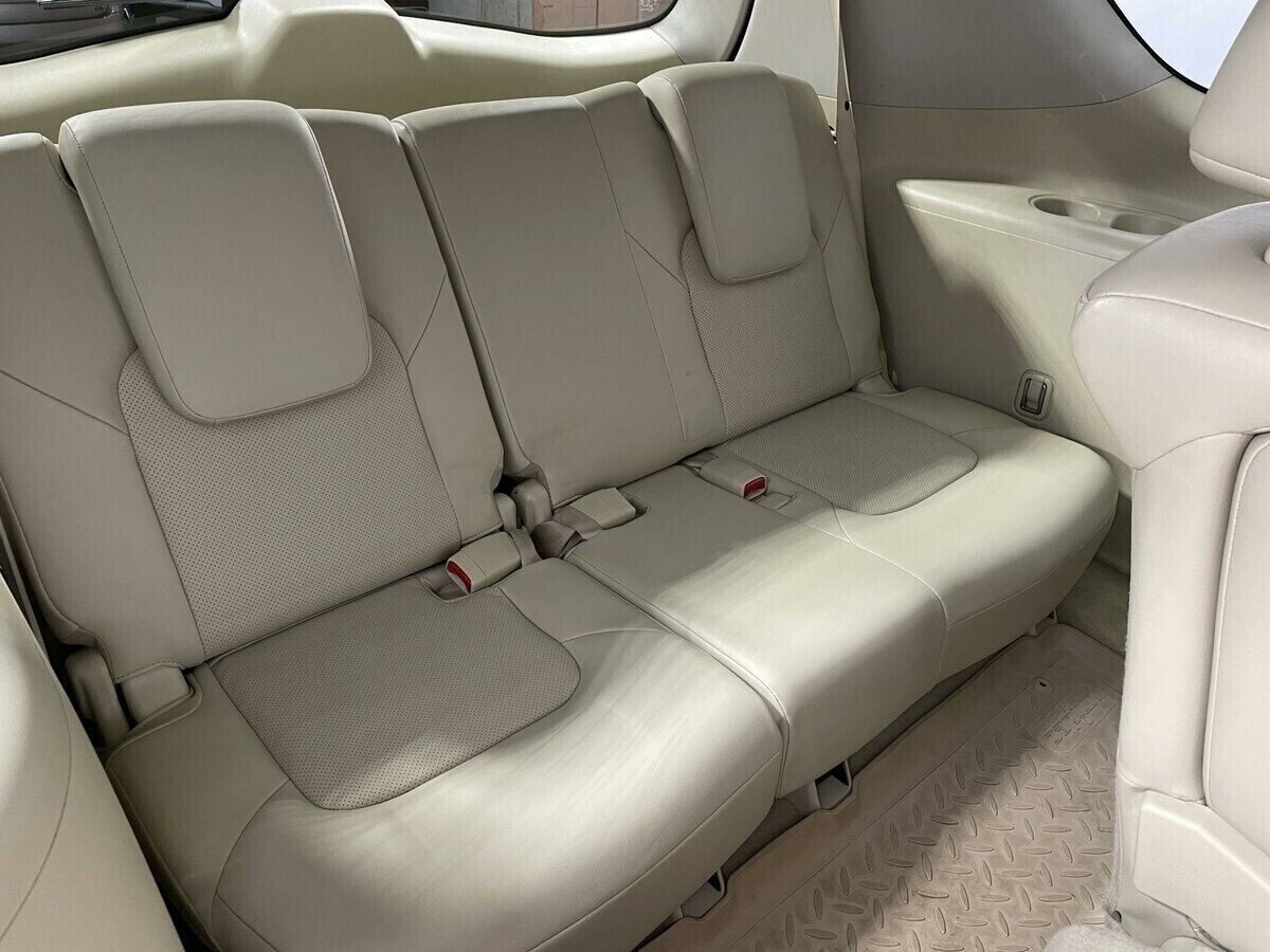 Infiniti QX56, 5.6 л, АТ, 2013 фото 2